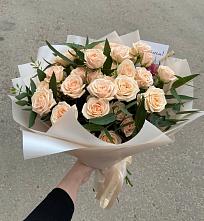 Букет Кремовые розы Латте в Кострово