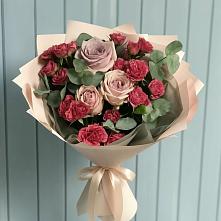 Букет цветов из:  Гвоздики и Розы в Кострово